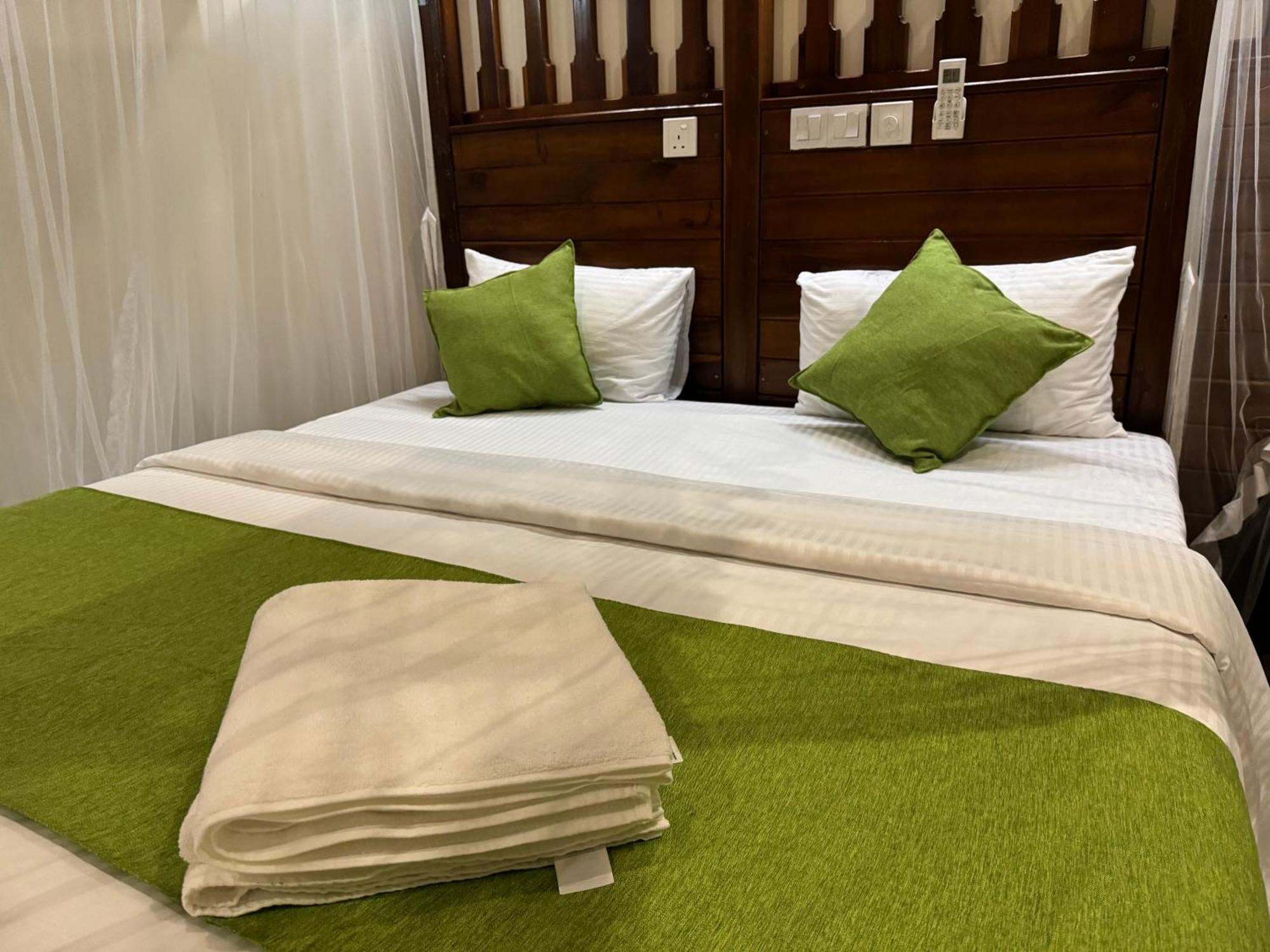 Brinkhouse Guesthouse , Unawatuna Beach Luaran gambar