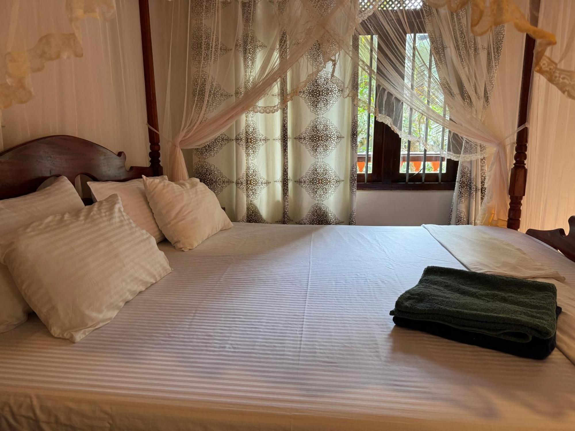 Brinkhouse Guesthouse , Unawatuna Beach Luaran gambar